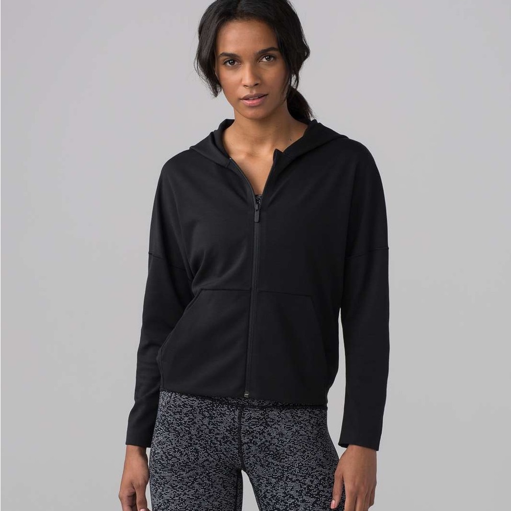 Lululemon Minimal Hoodie Black 6